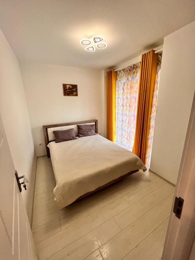 2 Rooms Apartment Airy & Bright Relax ياش المظهر الخارجي الصورة